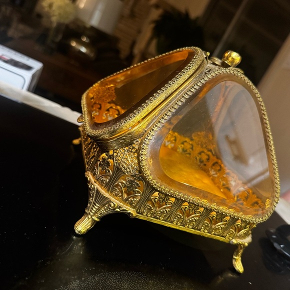 Rare Ormulo Amber Jewelry Casket Pyramid Gold Filigree beveled Glass large - Picture 5 of 7